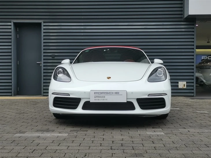 2018 پورش 718 باکسسٹر 2.00T