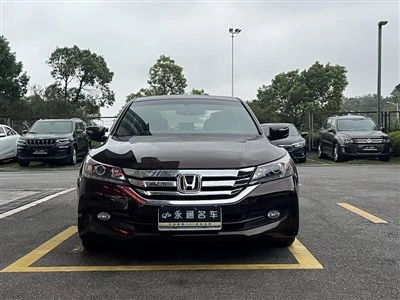 2014 ایکارڈ 2.0L LX کمفرٹ ایڈیشن