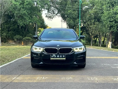 BMW 2018 BMW 5 سیریز 525li Msport سوٹ